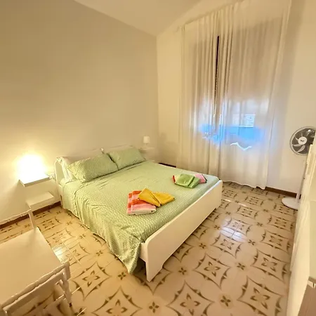 Raffaela Lido Silvana Marina Di Fatamorgana Alpesi faház