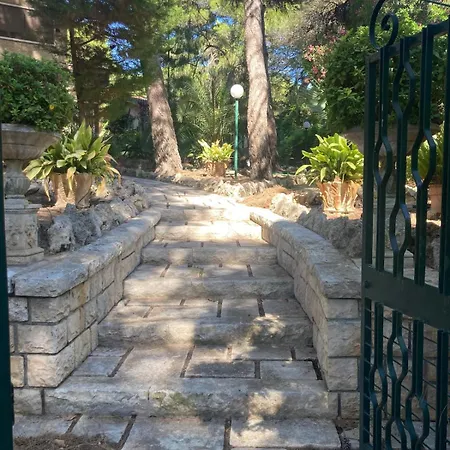 Raffaela Lido Silvana Marina Di Fatamorgana * Pulsano